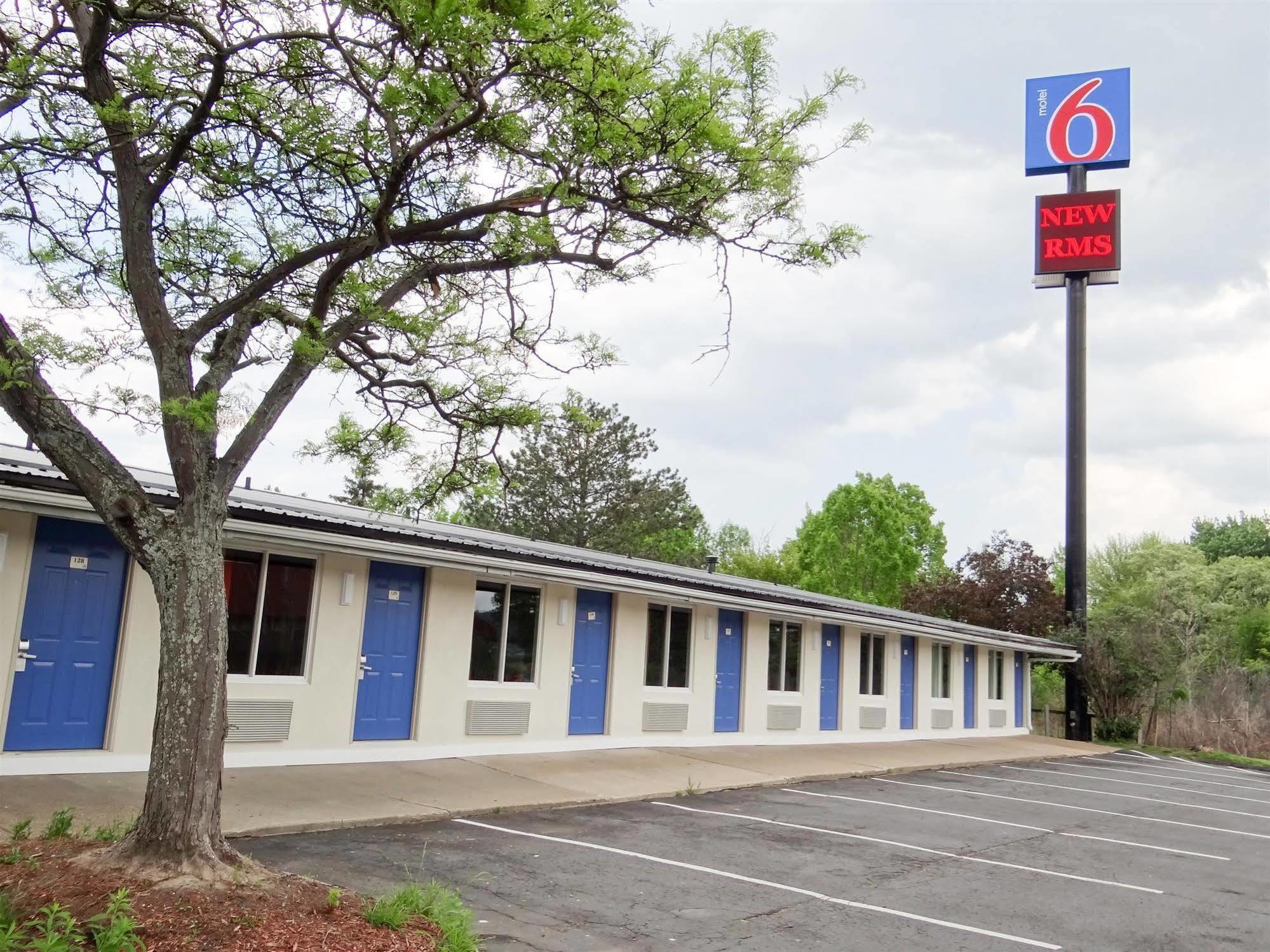 Motel 6-Erie, Pa Kearsarge Exterior photo